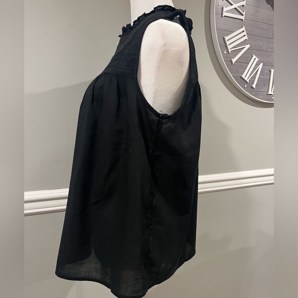 Women's Top - Old Navy Great condition! Size Large - Picture 3 of 6